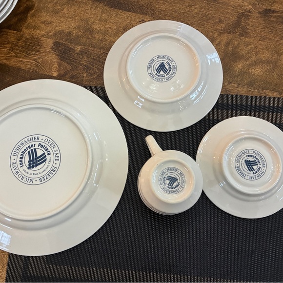 Longaberger Classic Blue Heritage Woven Traditions Pottery place setting - Picture 7 of 7